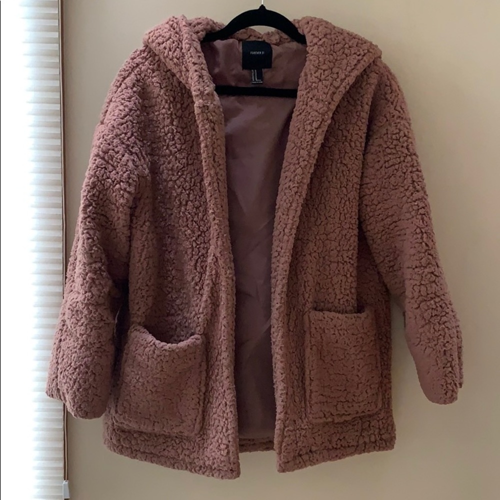 Women’s cozy Sherpa jacket